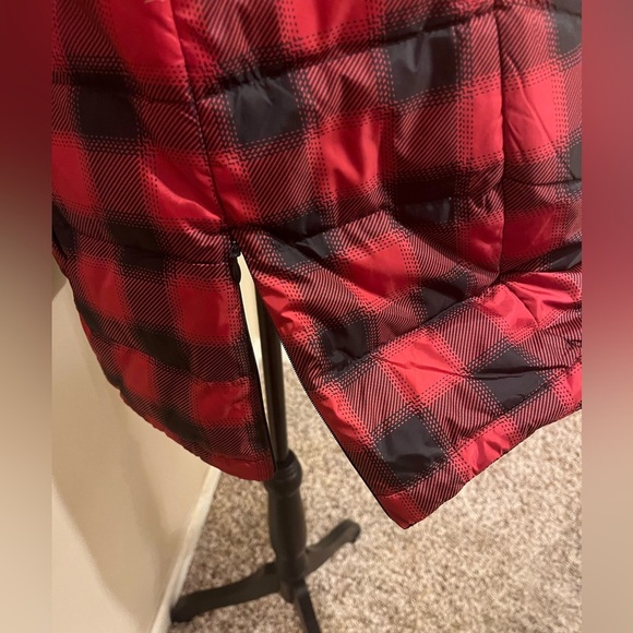 NWT J Jill Great True Red Twill Plaid Down Side-Zip Long Down Vest, size Med - Picture 5 of 5